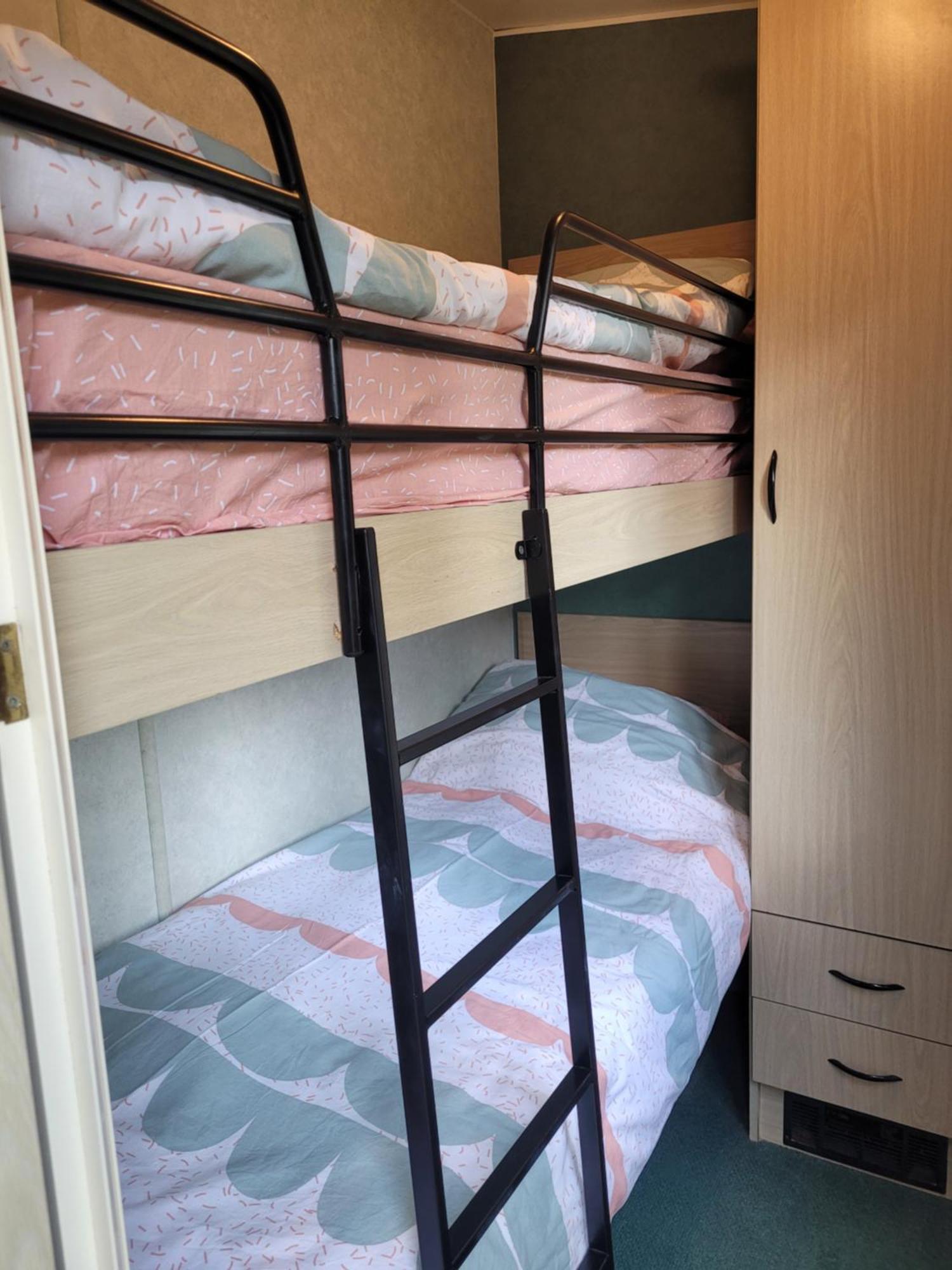 Camping Bois De St Hilaire Chalandray Bagian luar foto
